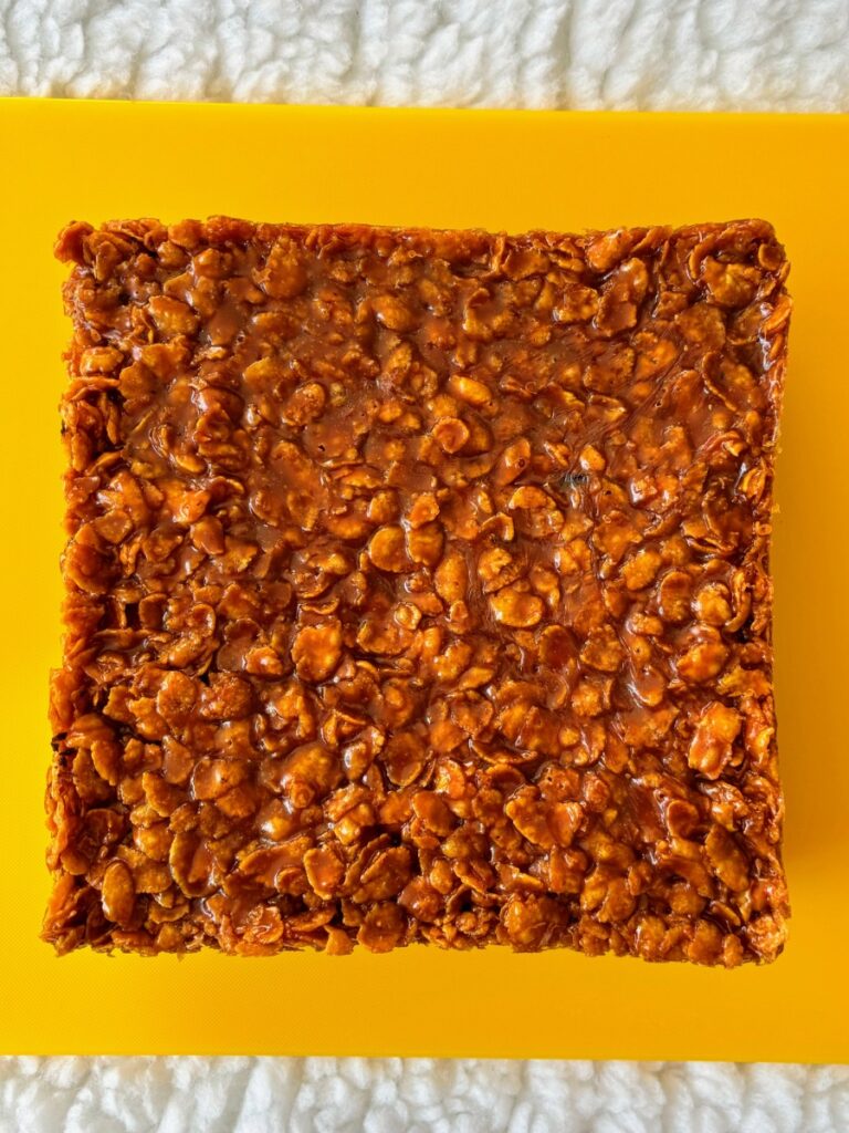 caramel-cornflake-brownie-uncut